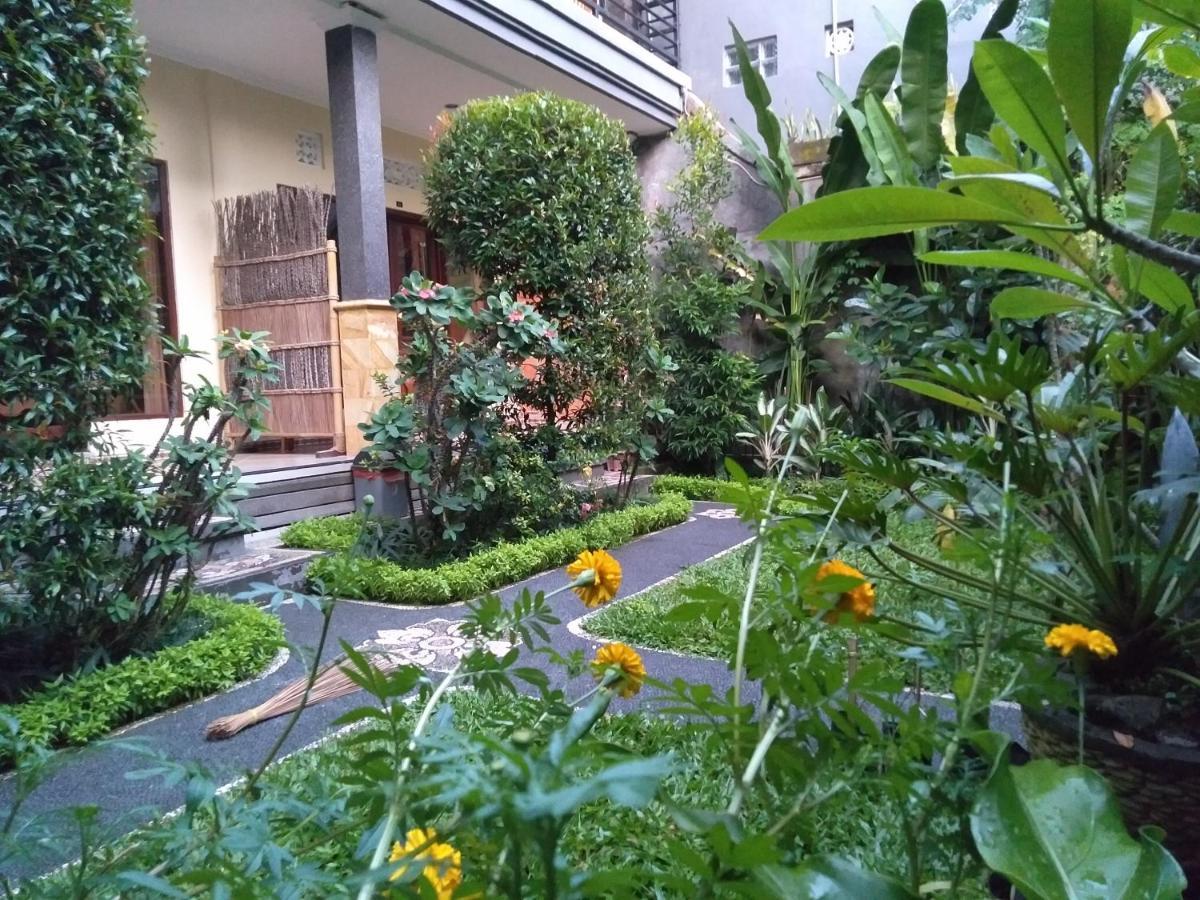 Hotel Uma Taman House Ubud Exterior foto